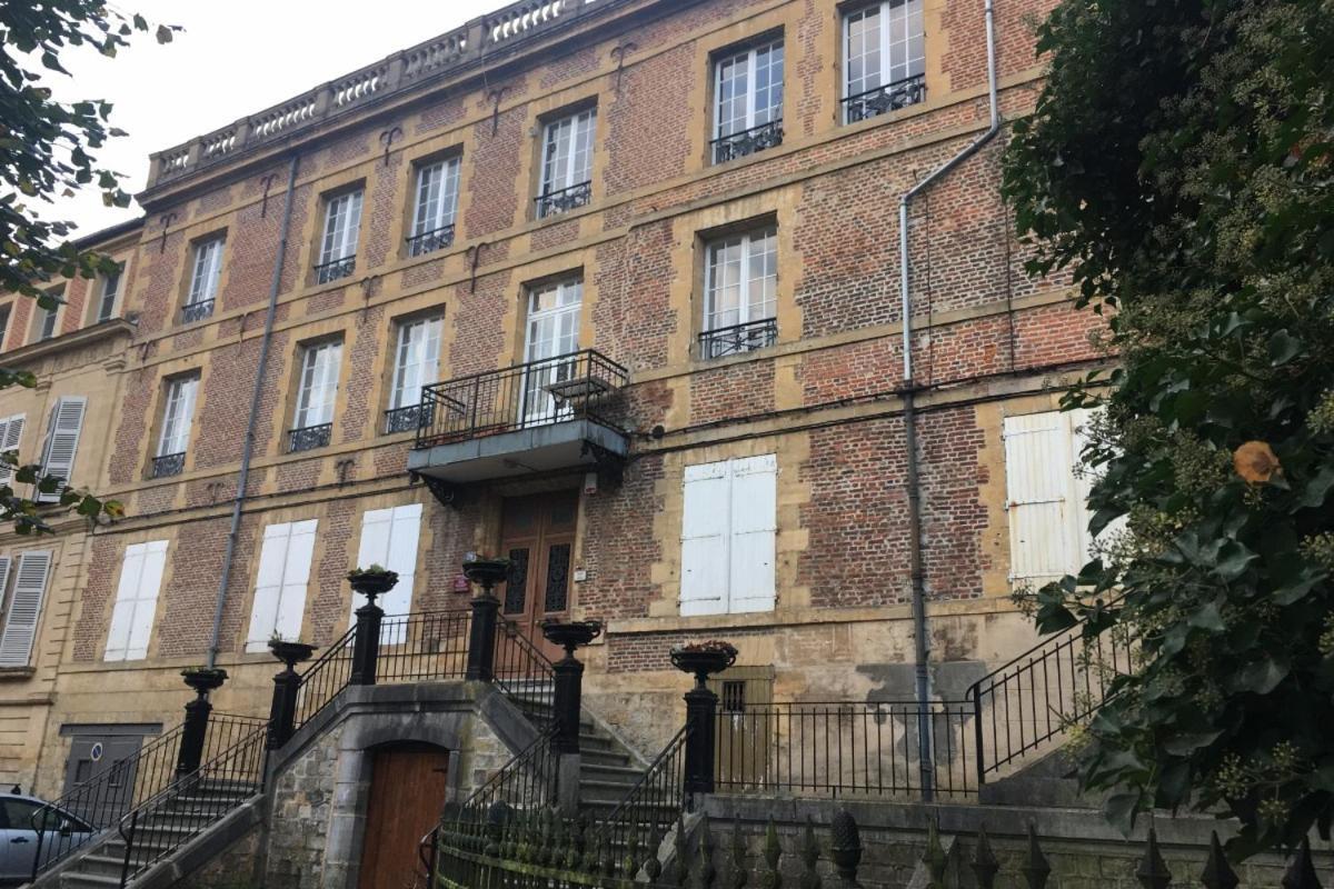 Chambre D'Hote Du Quai Rimbaud Charleville-Mézières 外观 照片