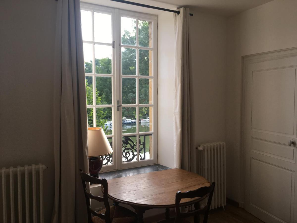 Chambre D'Hote Du Quai Rimbaud Charleville-Mézières 外观 照片